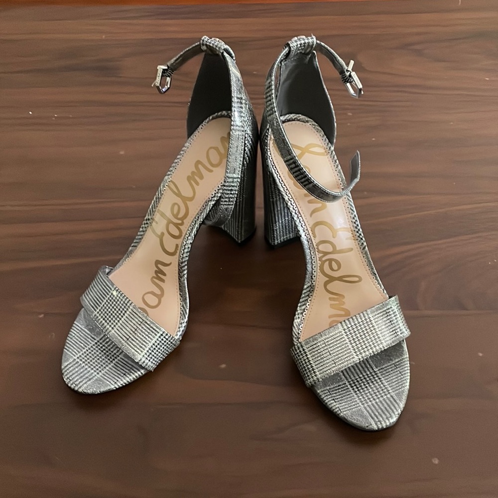 NWOT Sam Edelman Size 8 Metallic Plaid Strappy Block Heel